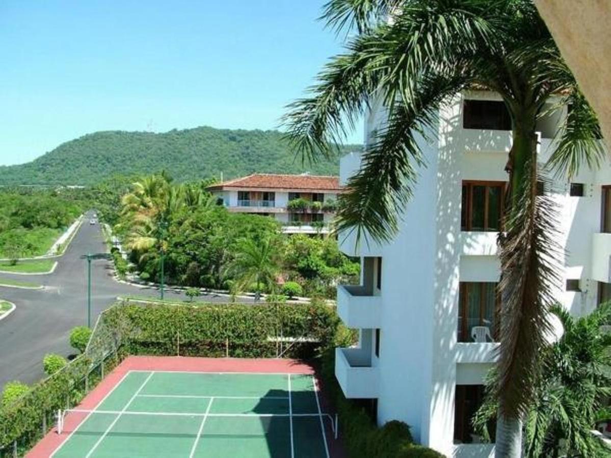 Ixtapa Palace Hotel Exterior photo